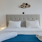 Seaview Double Private Jacuzzi Πανσιόν 3*