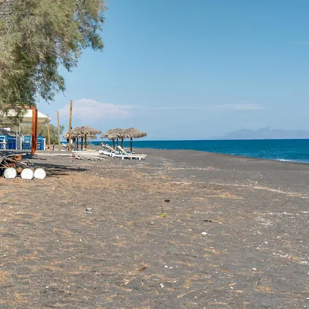 Seaview Double Private Jacuzzi Santorini Island