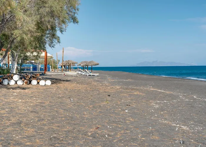 Seaview Double Private Jacuzzi Agios Georgios (Santorini)