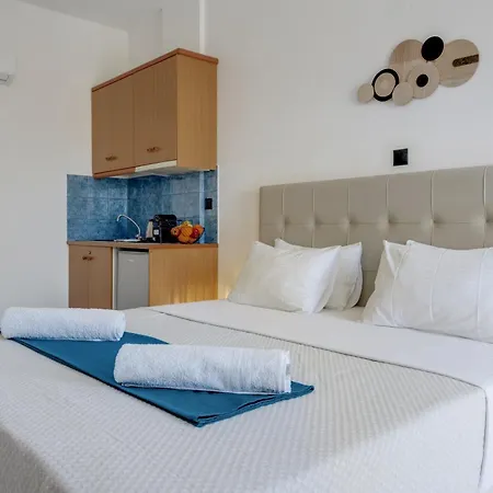 Seaview Double Private Jacuzzi 3* Agios Georgios (Santorini)